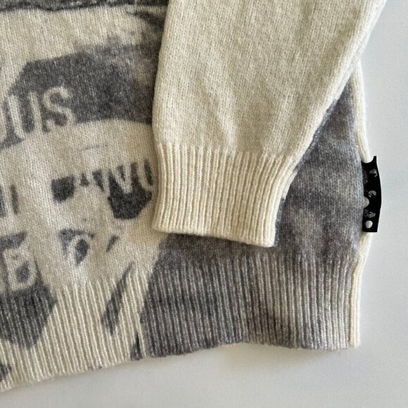 Authenticated Off-White Graphic Wool Crewneck Sweater - Picture 2 of 7